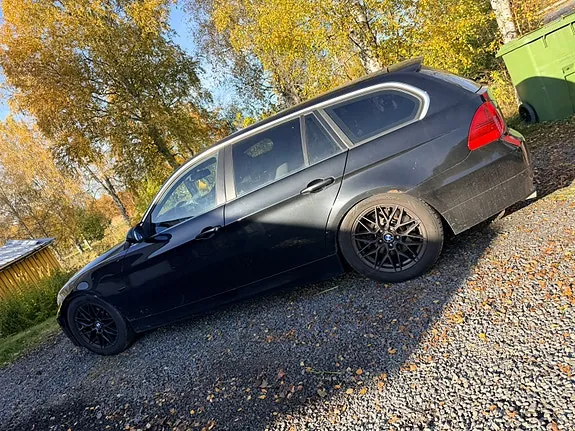 BMW 330I 2007 photo 2