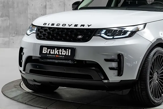 Land Rover Discovery 2019 photo 2