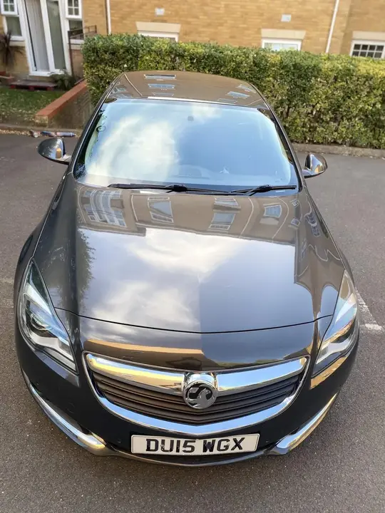 Vauxhall Insignia 2015 photo 2