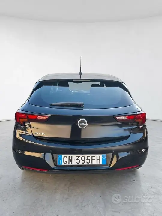 Opel Astra 2021 photo 5
