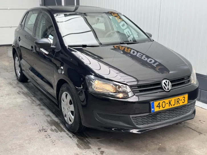 Volkswagen Polo 2009 photo 3
