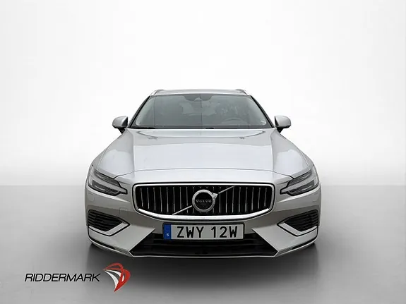 Volvo V60 2022 photo 2