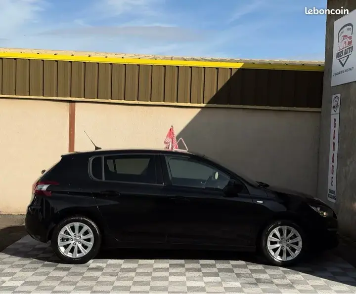 Peugeot 308 2017 photo 5