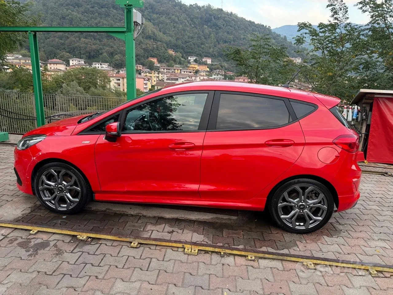 Ford Fiesta 2019 photo 2