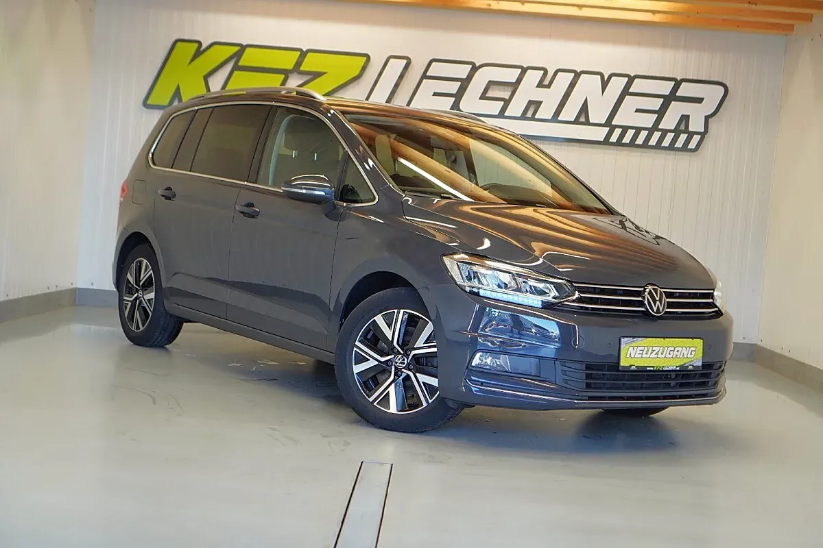 Volkswagen Touran 2023 photo 3