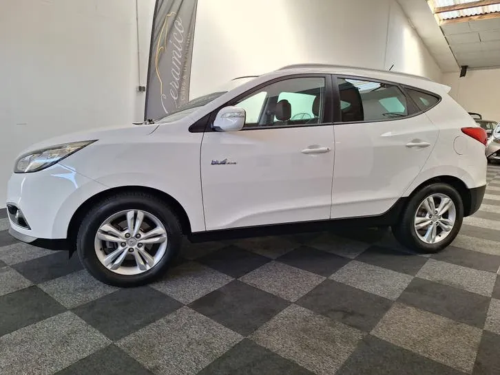 Hyundai Ix35 2012 photo 2
