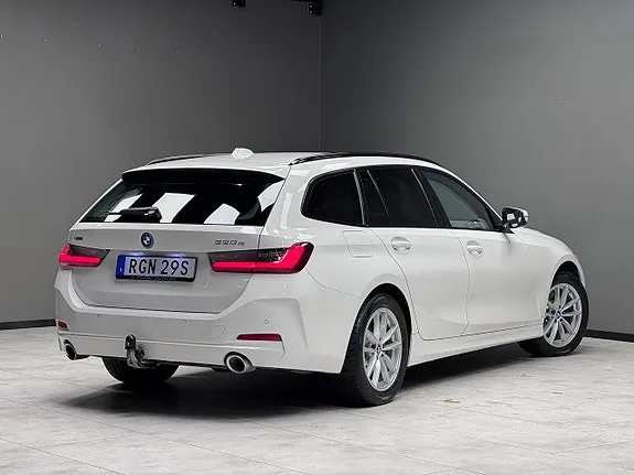 BMW 330E 2024 photo 2