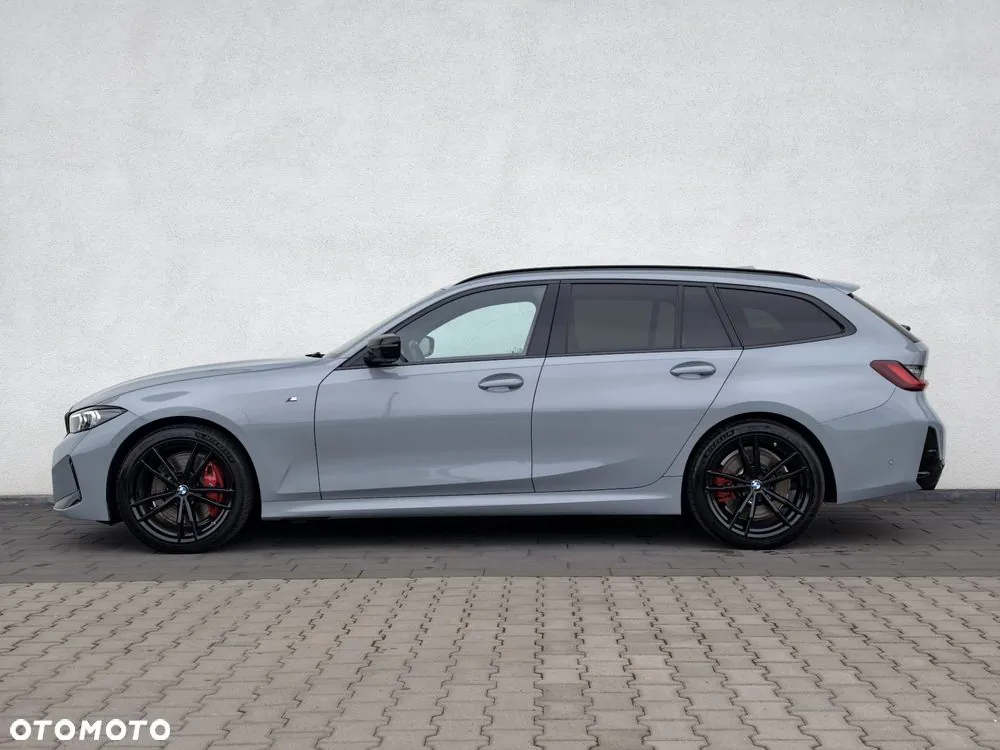 BMW Seria 3 2023 photo 3