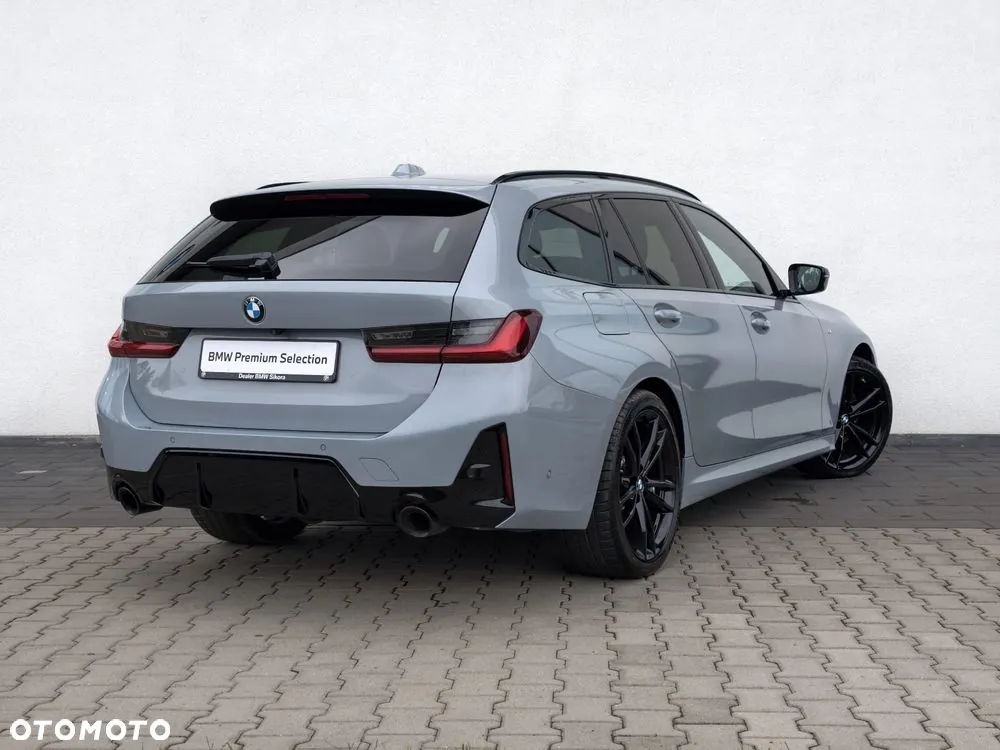 BMW Seria 3 2023 photo 2