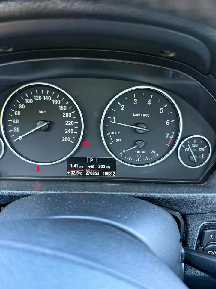 BMW 320I