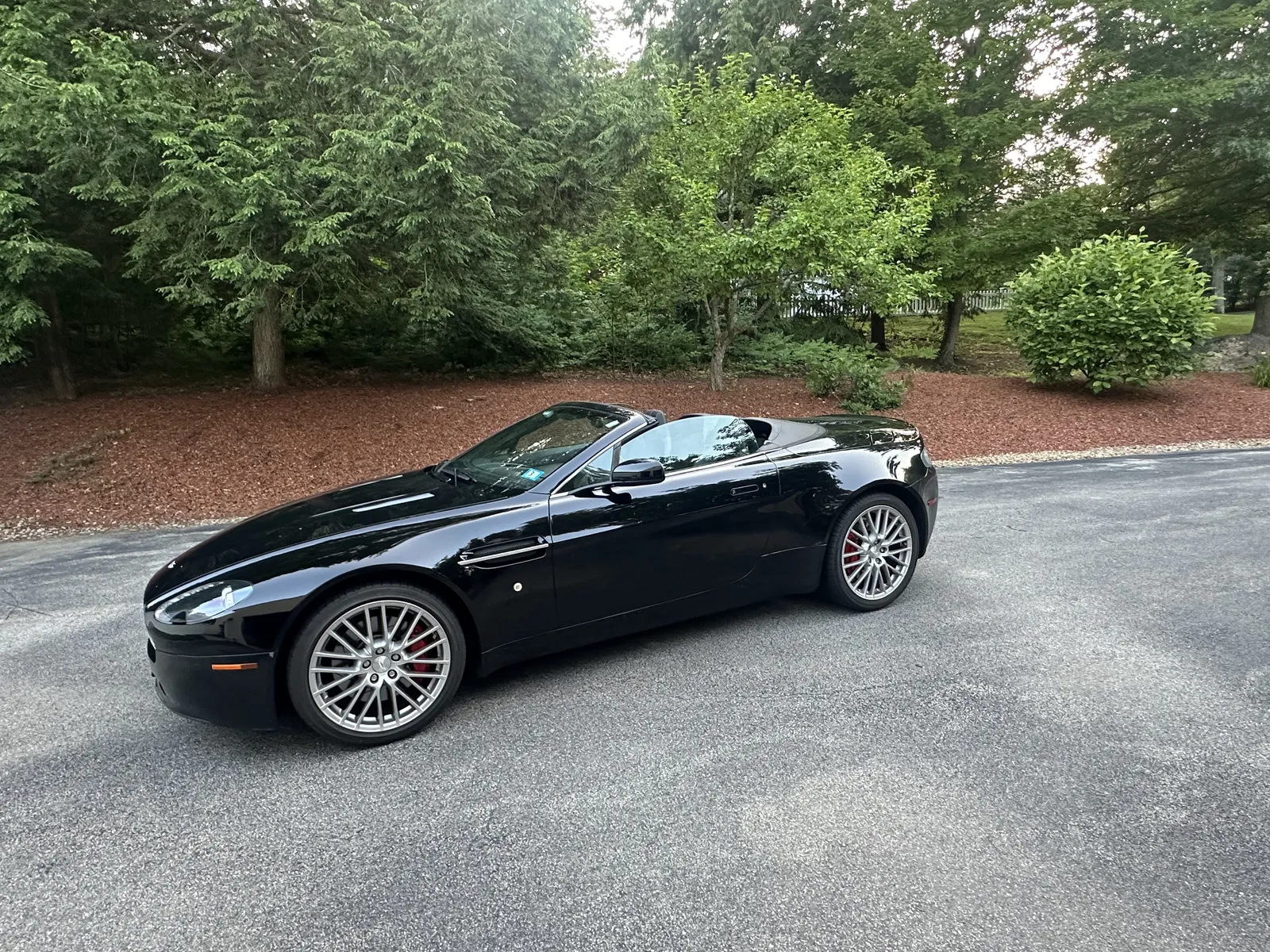 Aston Martin Vantage