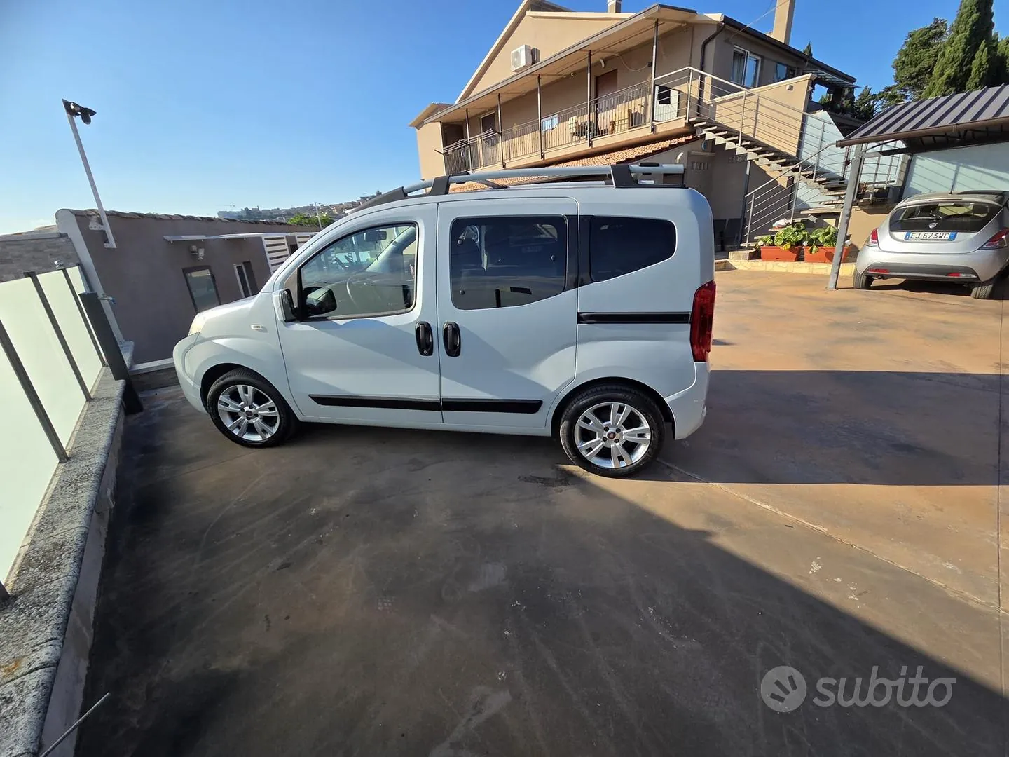 Fiat Qubo 2009 photo 2