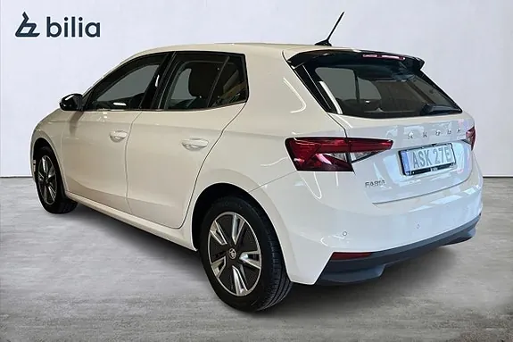 Skoda Fabia 2023 photo 2