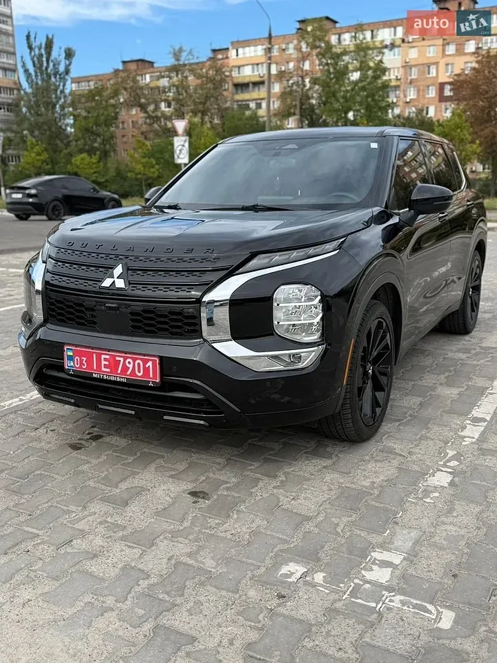 Mitsubishi Outlander 2021 photo 3