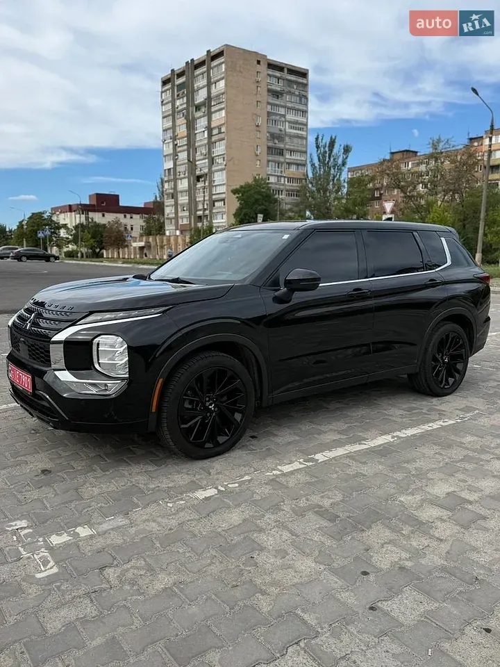 Mitsubishi Outlander 2021 photo 4