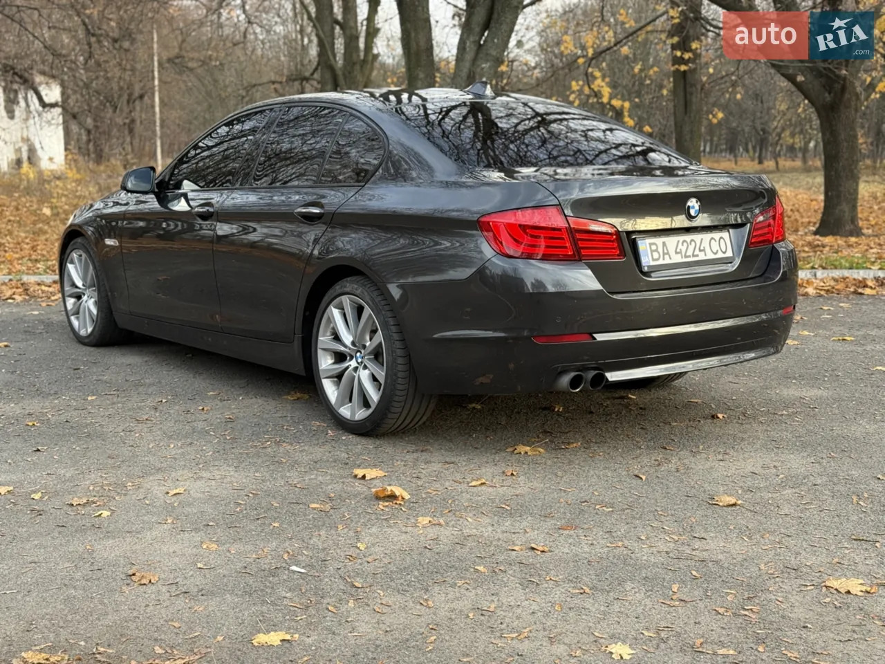 BMW 5 Series 2010 photo 5
