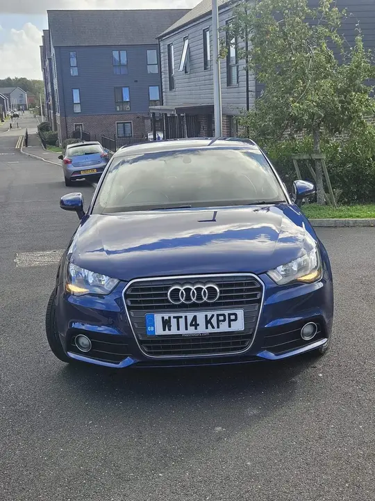 Audi A1 2014 photo 3