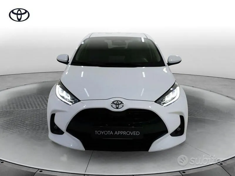 Toyota Yaris 2026 photo 2