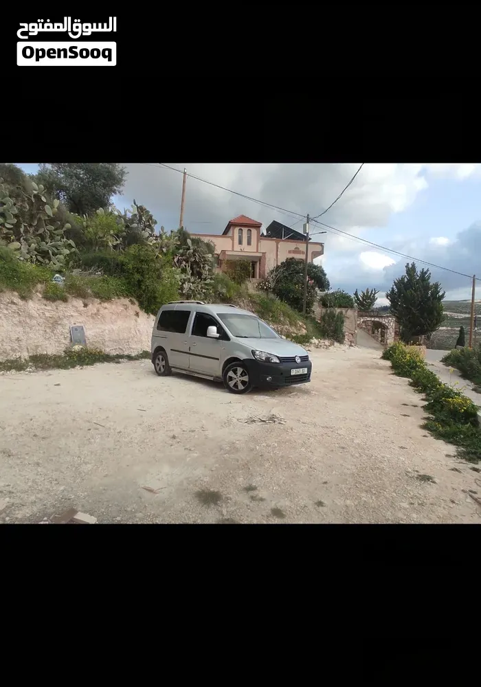 Volkswagen Caddy 2011 photo 2
