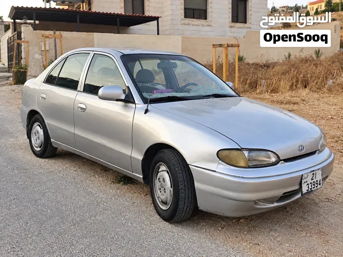 Hyundai Accent 1996 photo 4