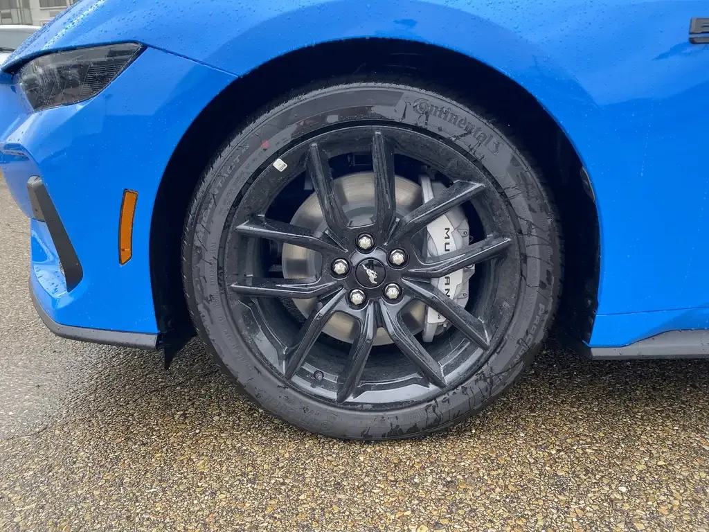 Ford Mustang 2026 photo 3