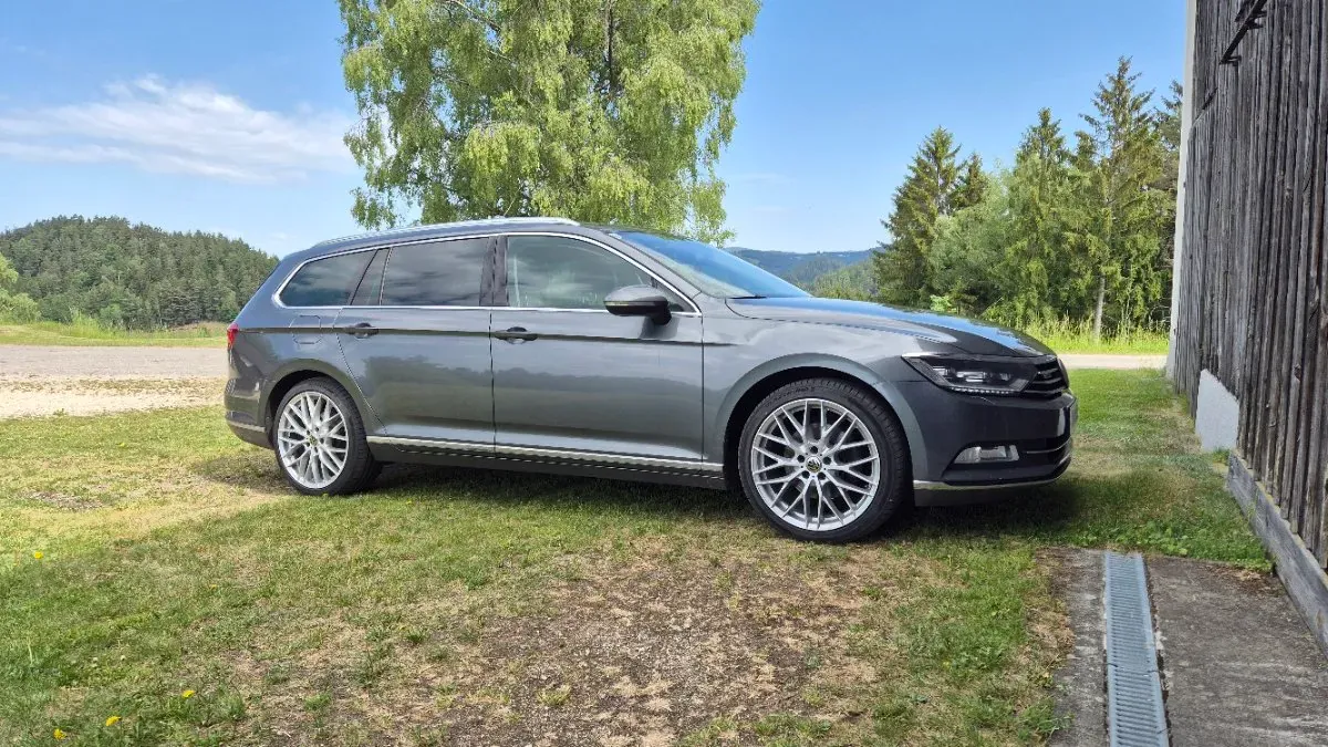 Volkswagen Passat 2015 photo 2