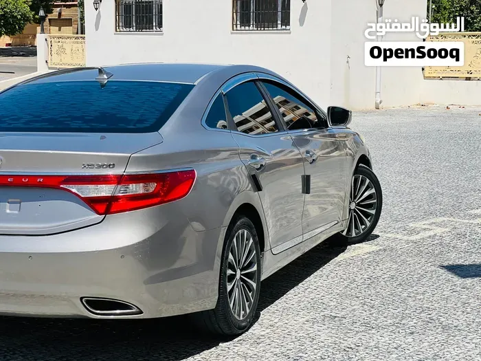 Hyundai Azera