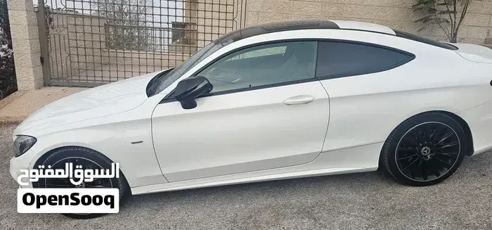 Mercedes-Benz C-Class 2018 photo 4