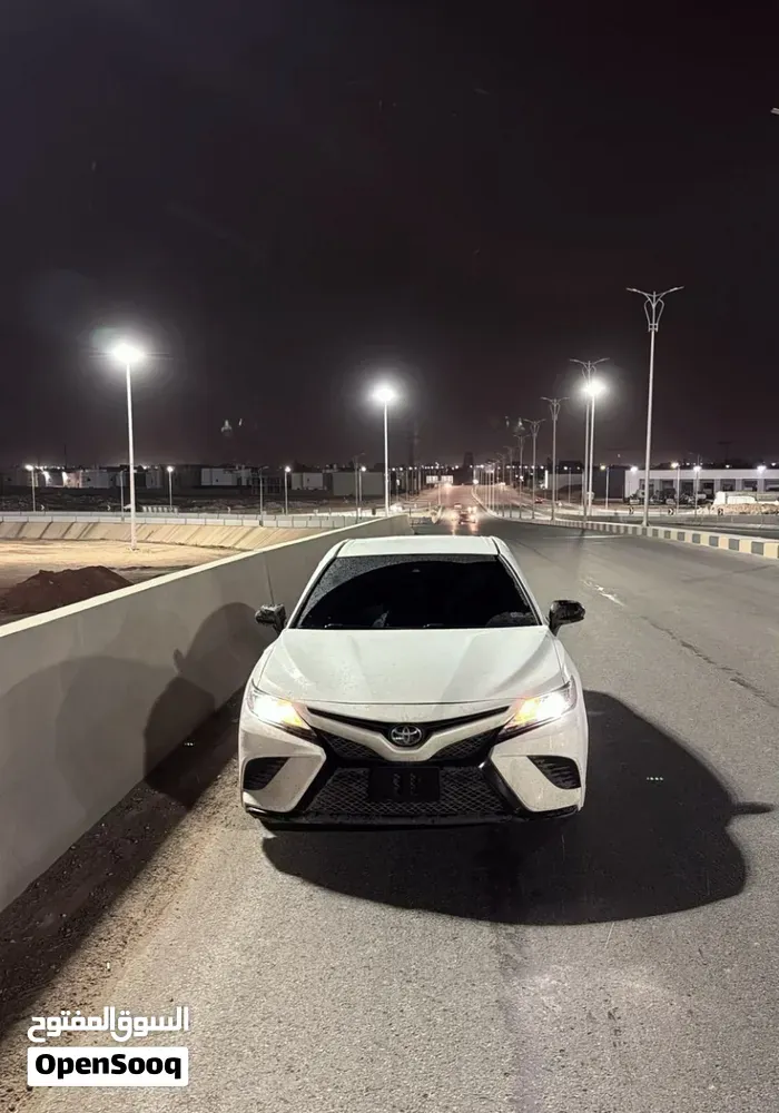 Toyota Camry 2019 photo 4
