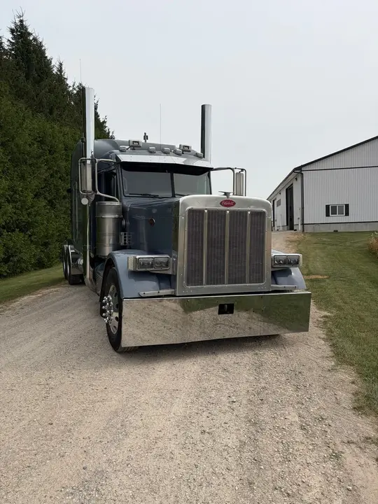 Peterbilt 379