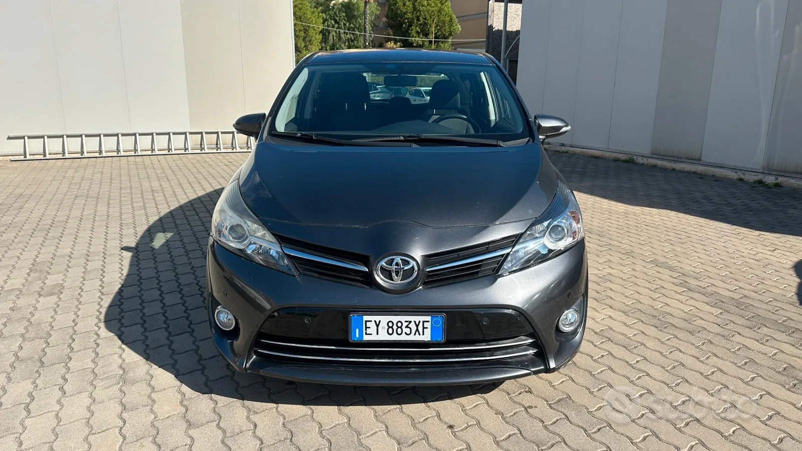 Toyota Verso 2015 photo 2