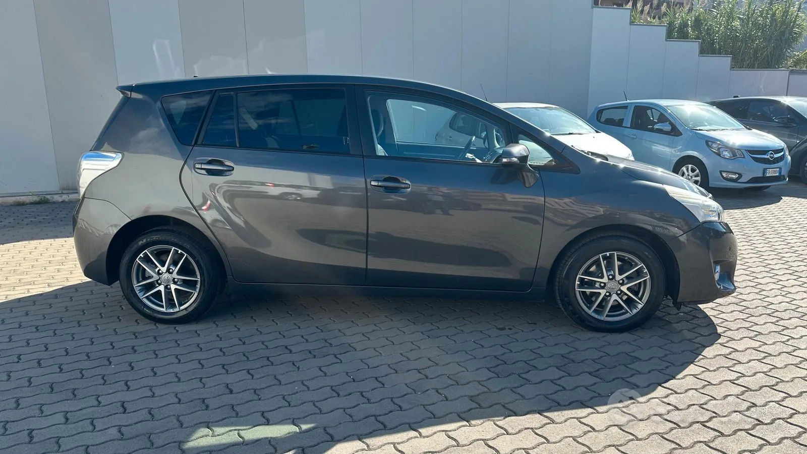 Toyota Verso 2015 photo 4
