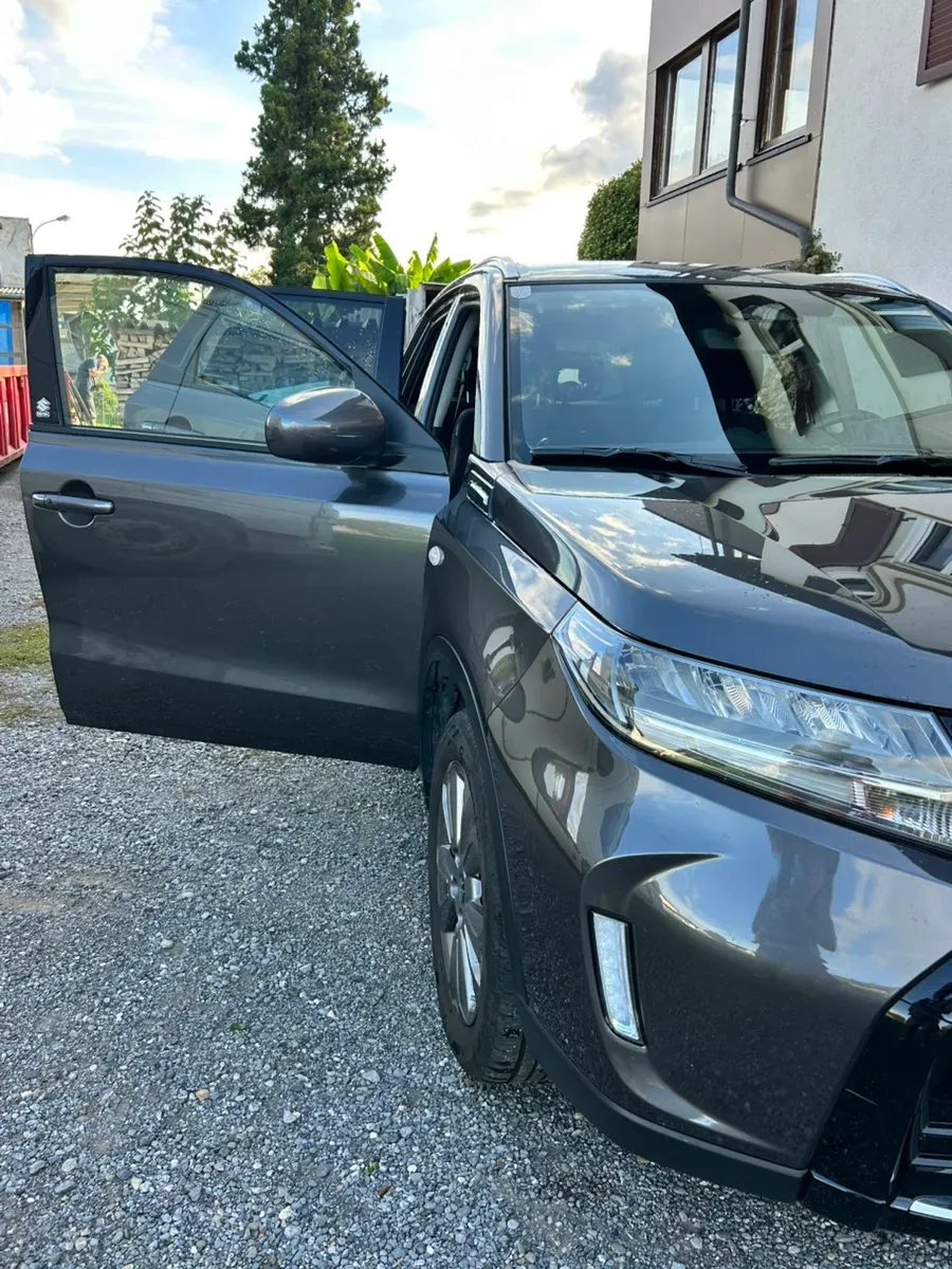Suzuki Vitara 2024 photo 3