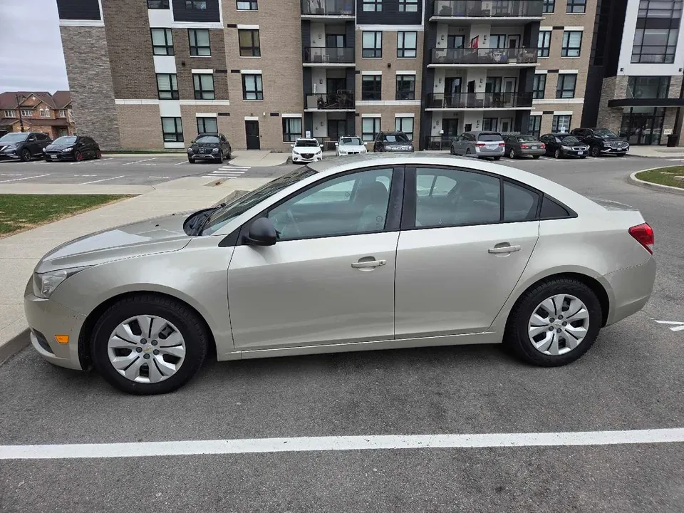 Chevrolet Cruze 2014 photo 3