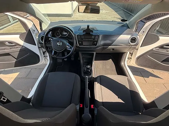 Volkswagen Up 2019 photo 5