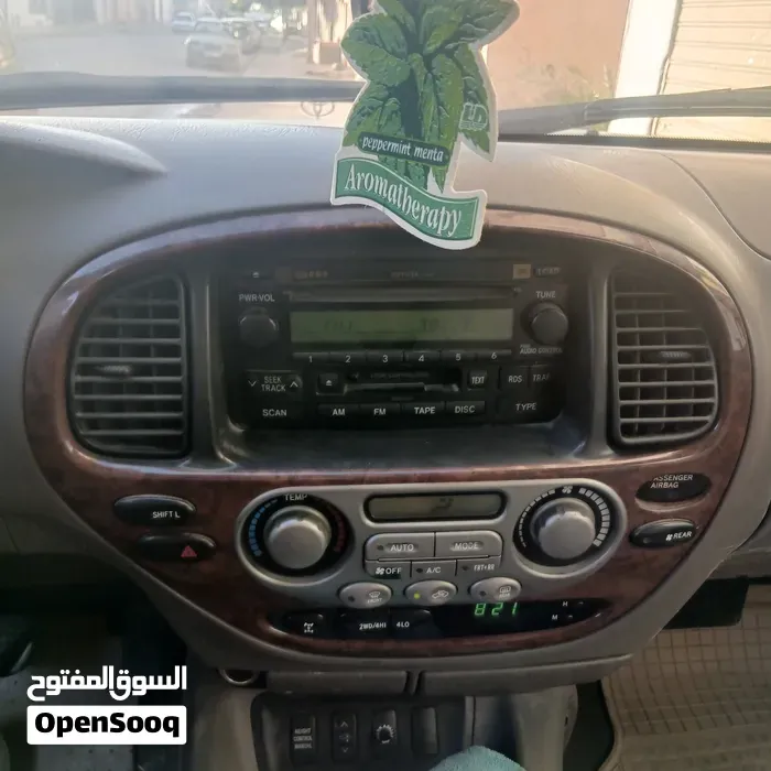 Toyota Sequoia 2006 photo 3