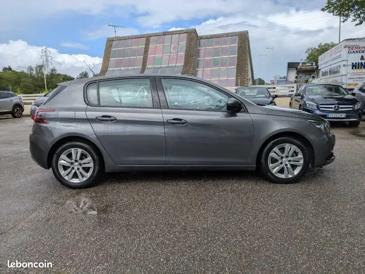 Peugeot 308 2020 photo 4