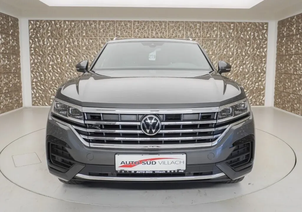 Volkswagen Touareg 2022 photo 3