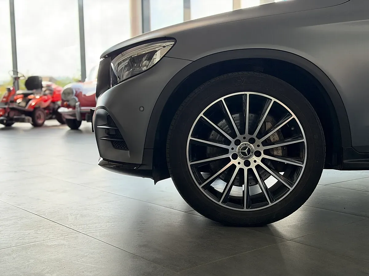 Mercedes-Benz Glc-Class 2019 photo 3