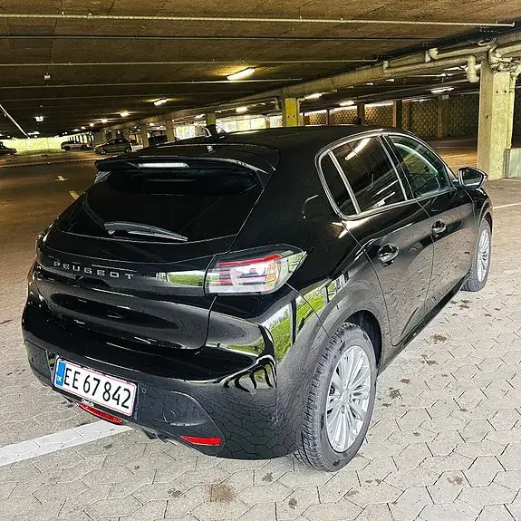 Peugeot 208 2024 photo 4