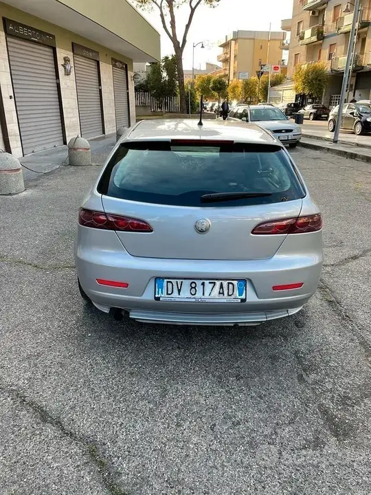 Alfa Romeo 159 2010 photo 3