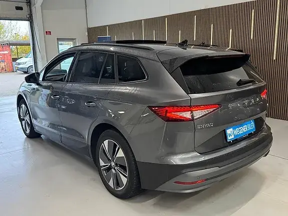 Skoda Enyaq 2023 photo 4