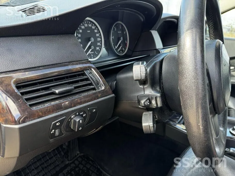 BMW 530 2005 photo 5