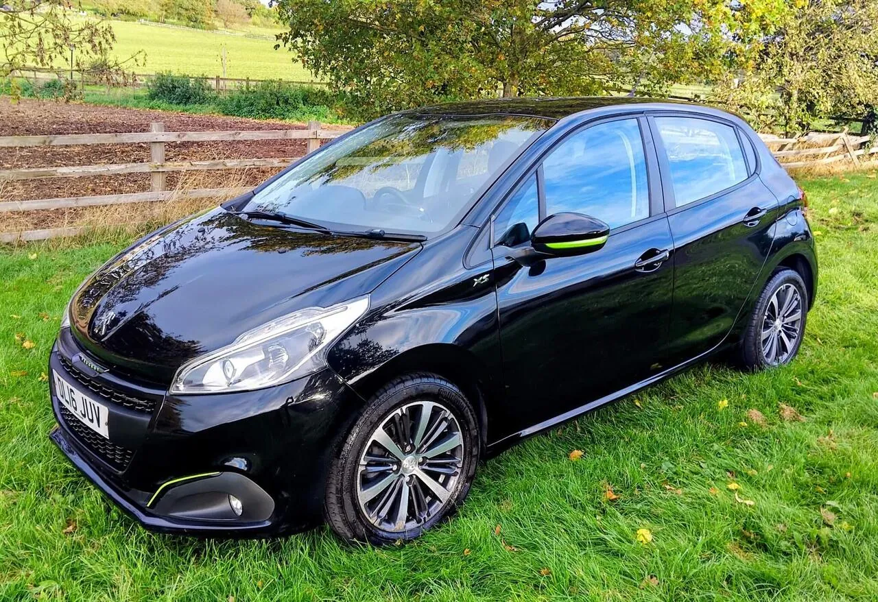 Peugeot 208