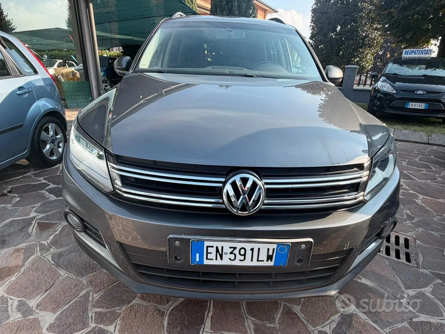 Volkswagen Tiguan 2012 photo 2