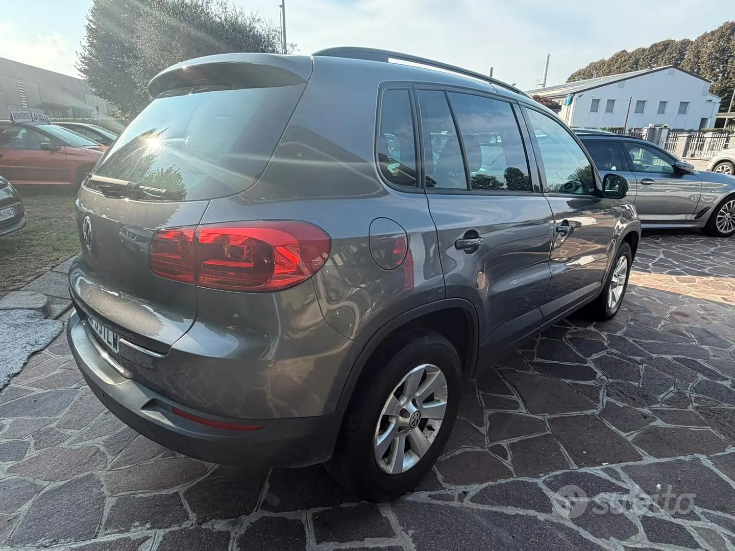 Volkswagen Tiguan 2012 photo 4