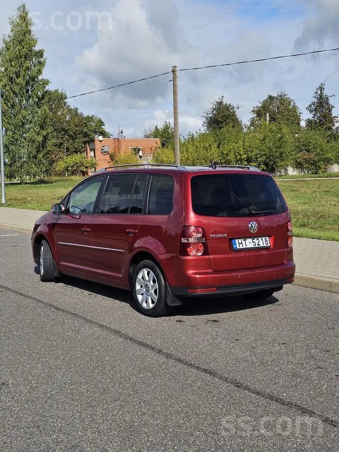 Volkswagen Touran 2007 photo 3