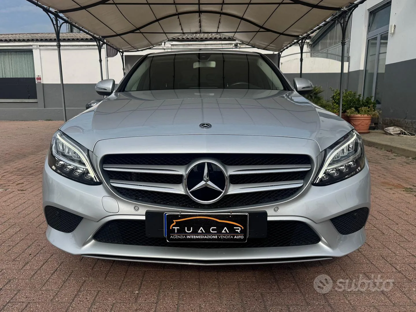 Mercedes-Benz C 2018 photo 2