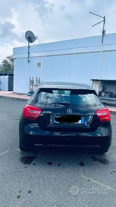 Mercedes-Benz A 2014 photo 2