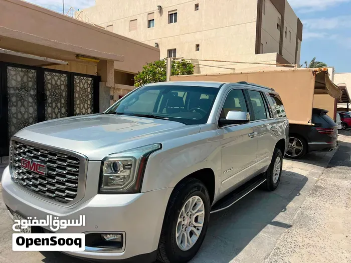 GMC Yukon 2016 photo 2